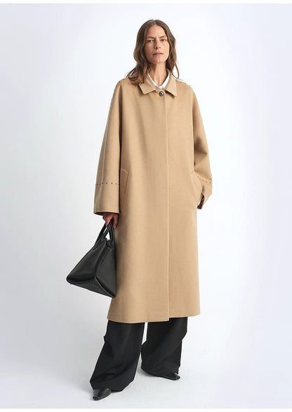 Riveted Lapel Wool Coat – Autumn & Winter Elegance