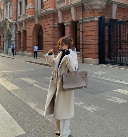 Merino Sheepskin Mid-Length Coat – Timeless Winter Elegance