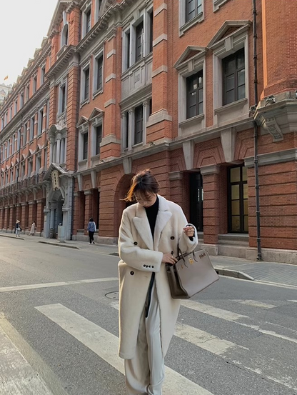 Merino Sheepskin Mid-Length Coat – Timeless Winter Elegance