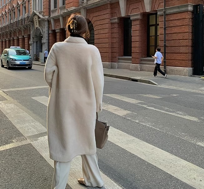 Merino Sheepskin Mid-Length Coat – Timeless Winter Elegance