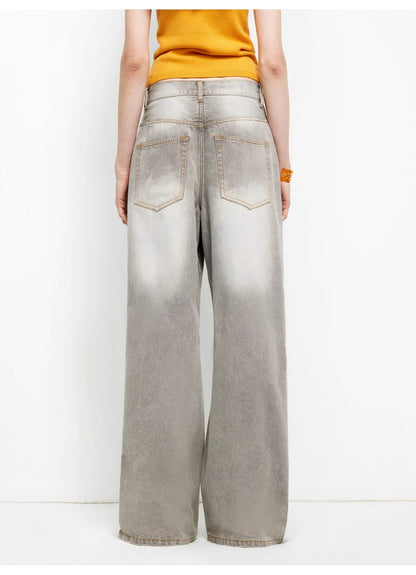 Heavy-Wash Light Gray Wide-Leg Jeans – Vintage Comfort & Style