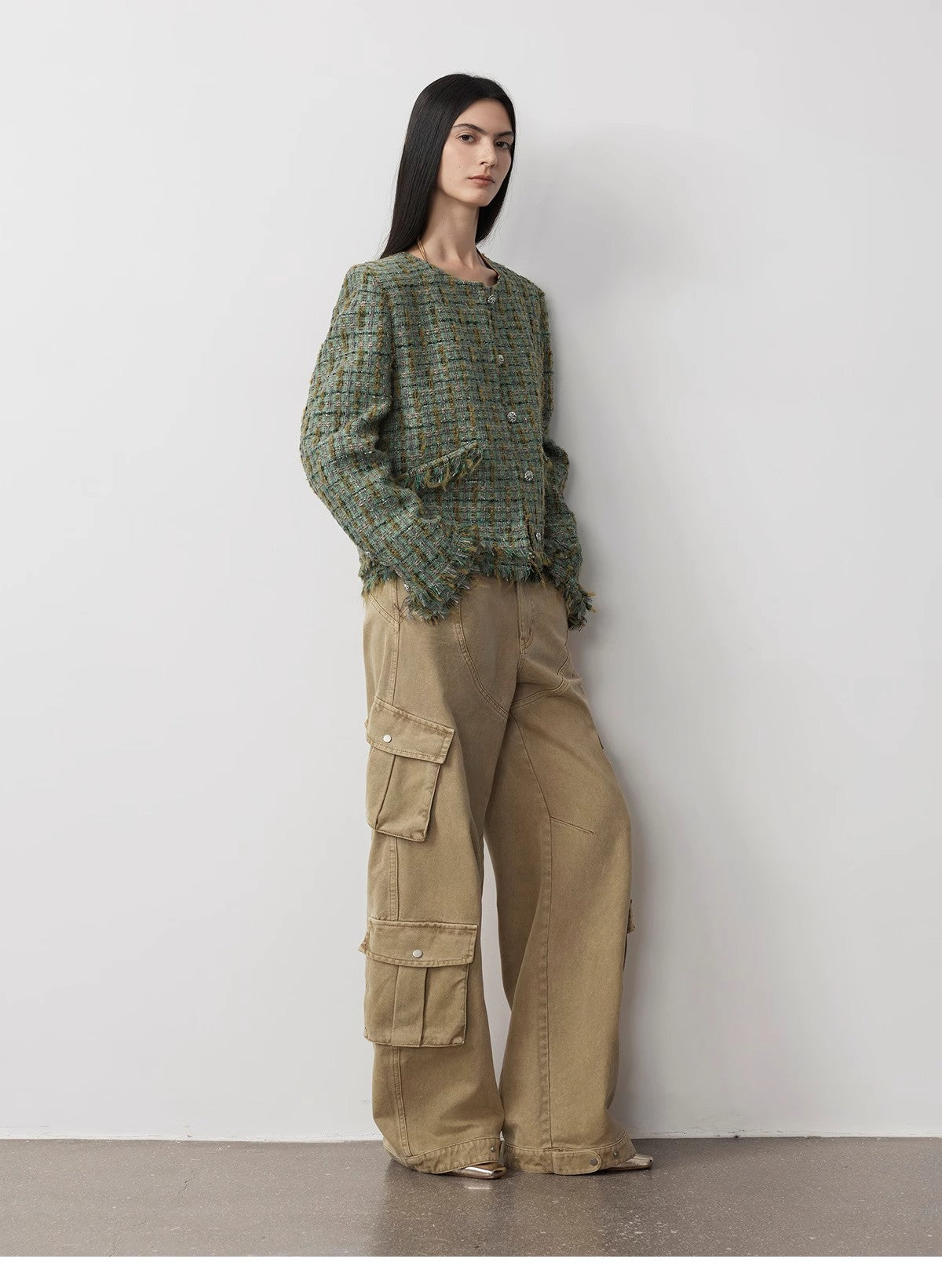 Nostalgic Wasteland Distressed Jeans – Urban Heavy-Wash Denim