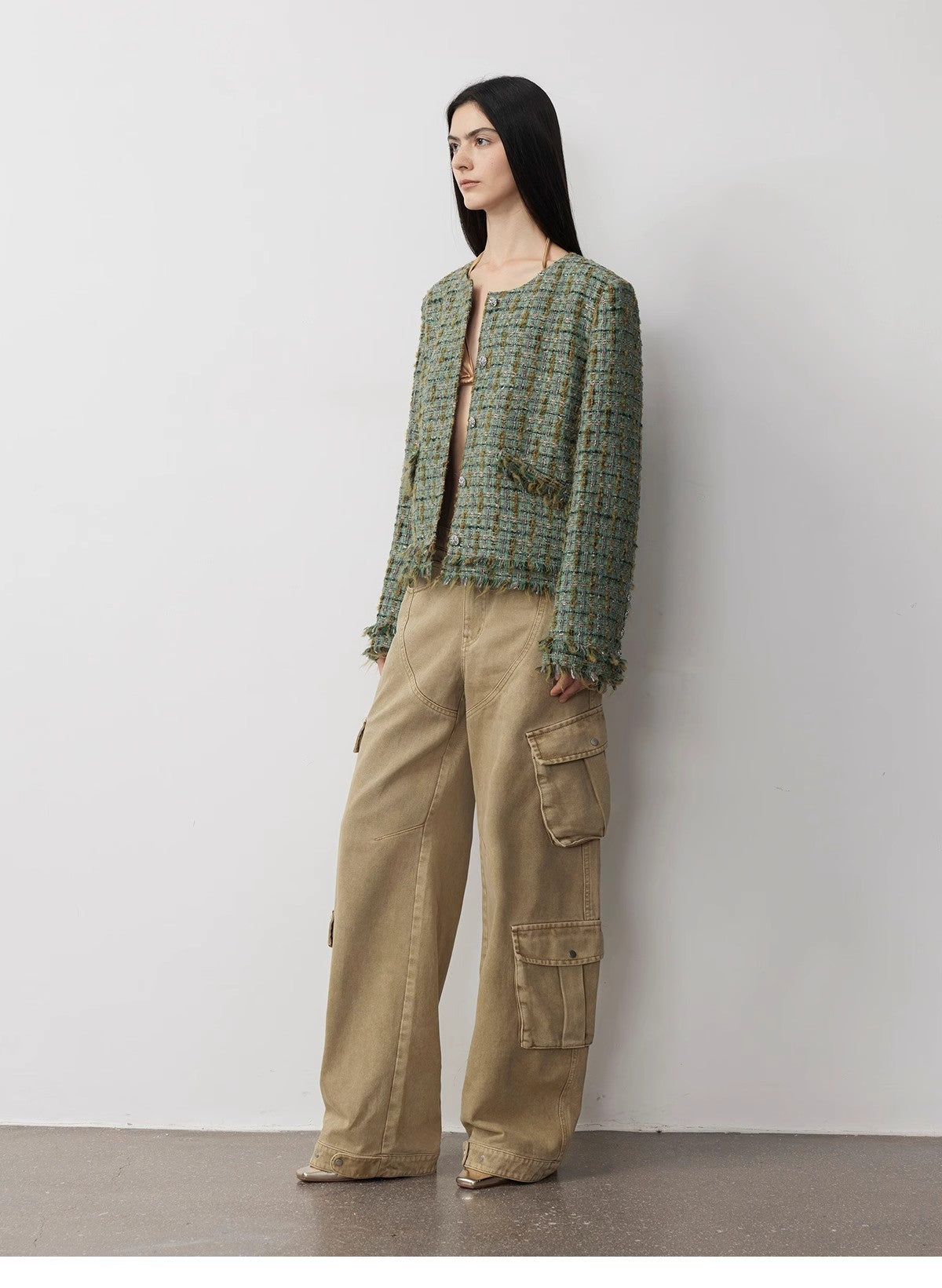 Nostalgic Wasteland Distressed Jeans – Urban Heavy-Wash Denim