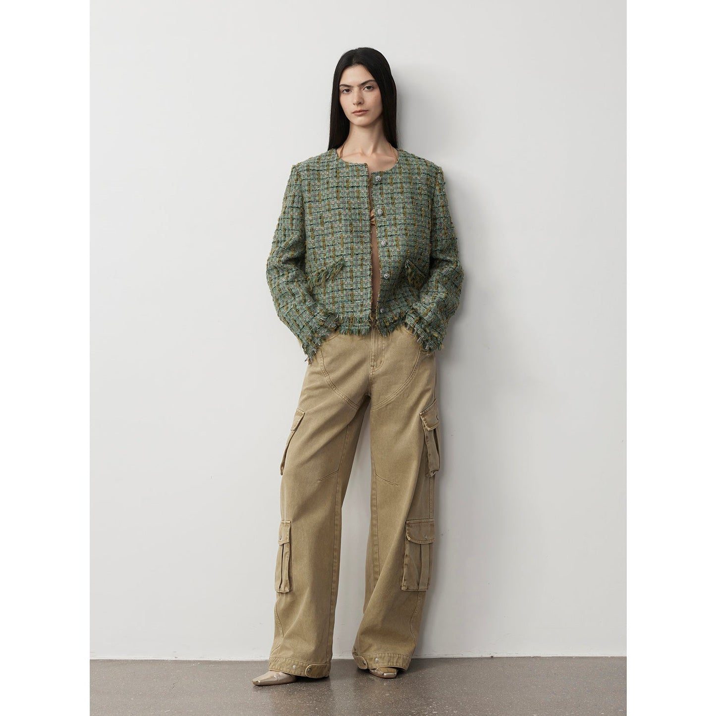 Nostalgic Wasteland Distressed Jeans – Urban Heavy-Wash Denim