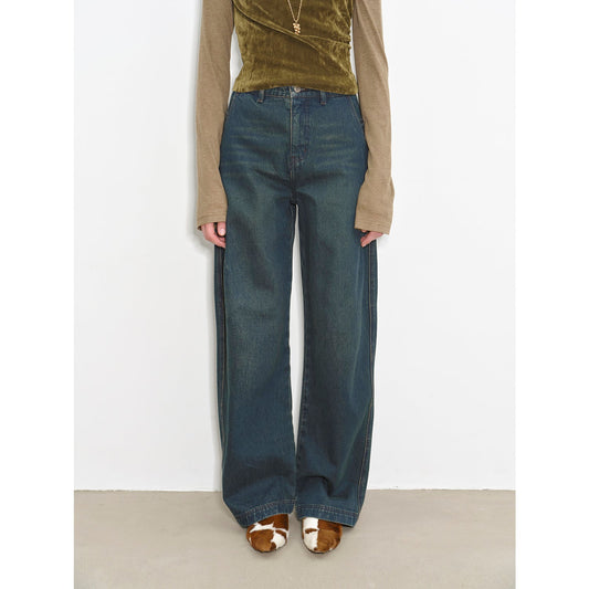 Slim and Durable Mid-Rise Curved Knife Cotton Washed Jeans